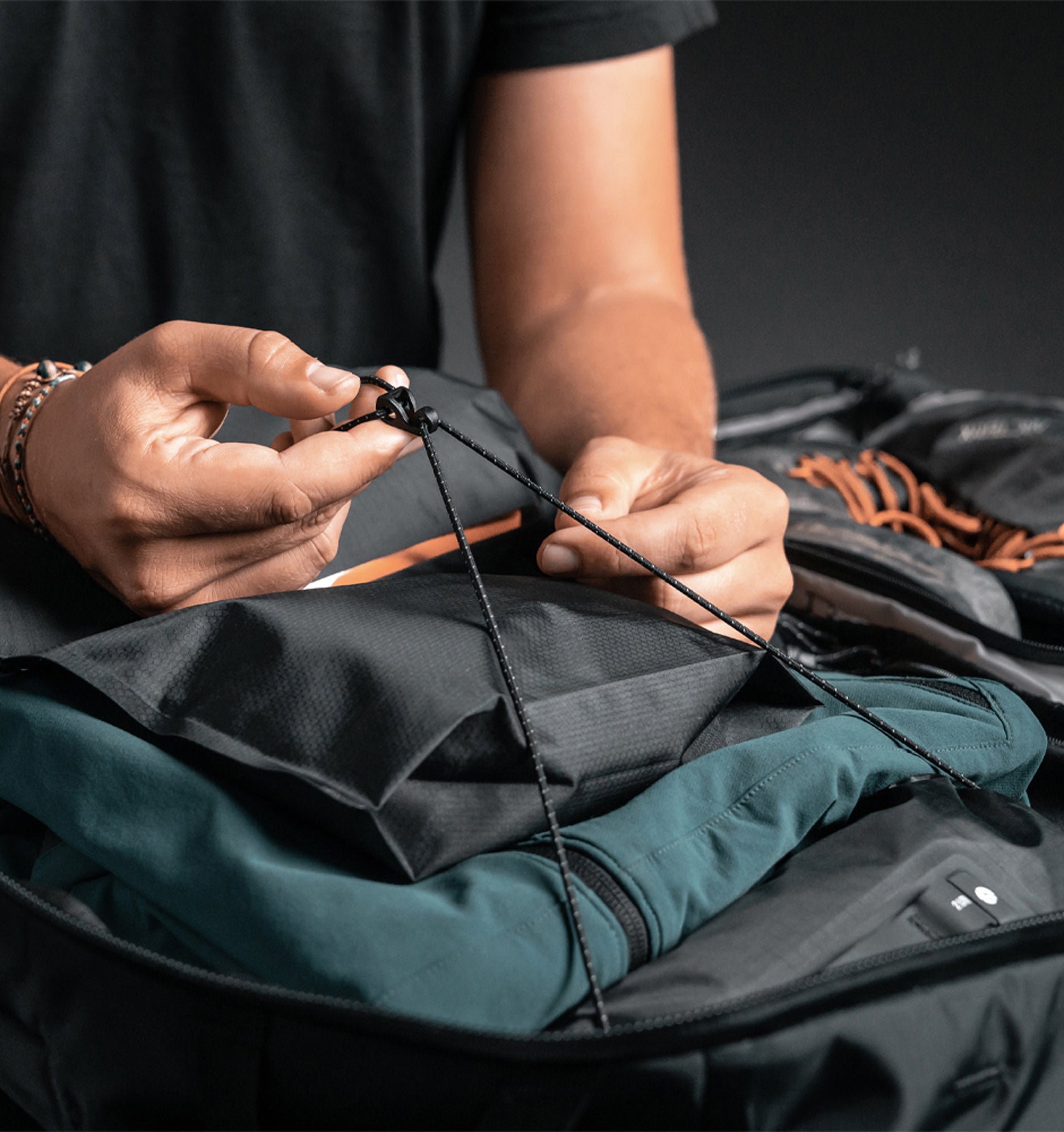 Matador 16" GlobeRider45 Travel Backpack 45L - Black