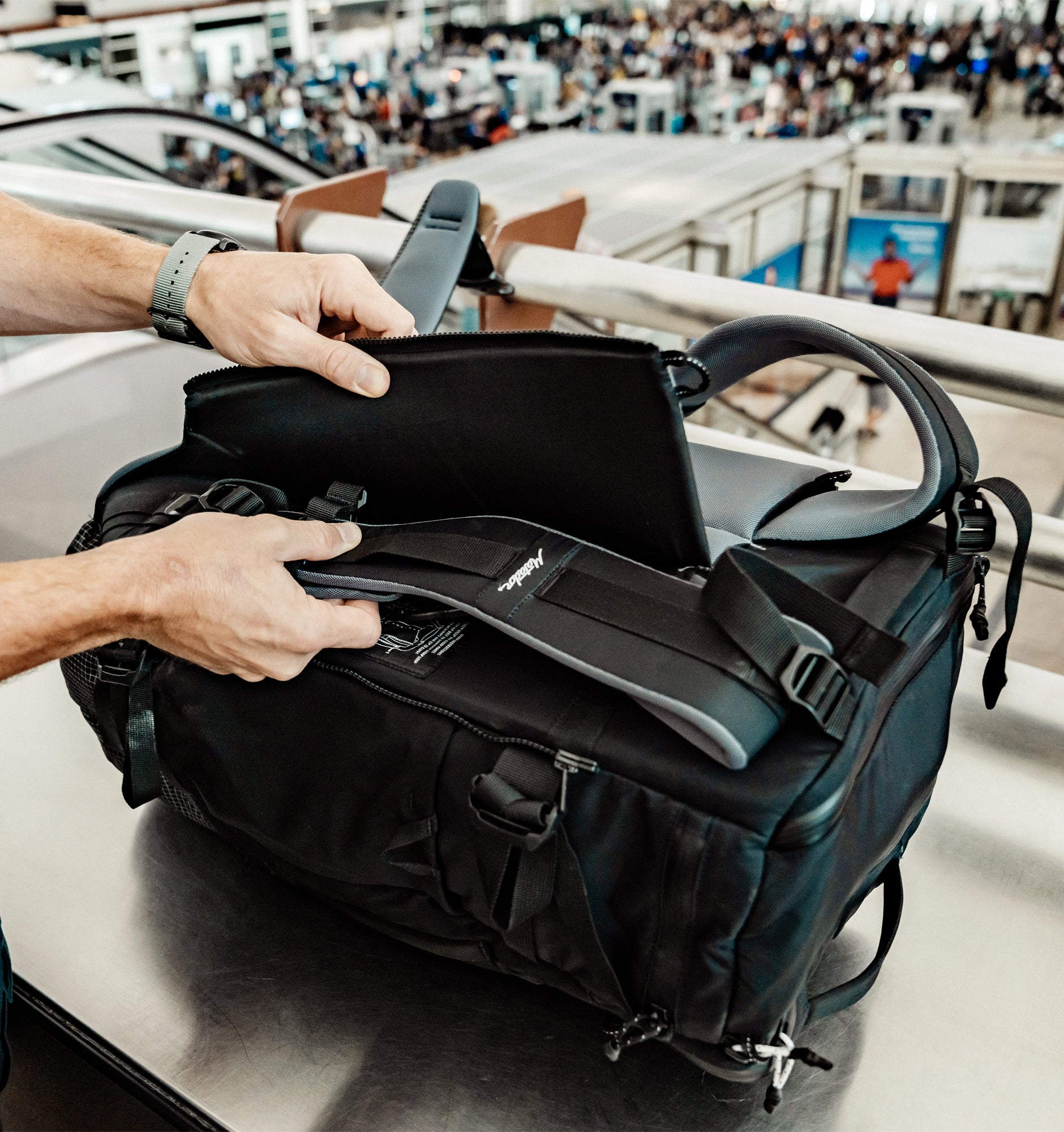 Matador 16" GlobeRider45 Travel Backpack 45L - Black