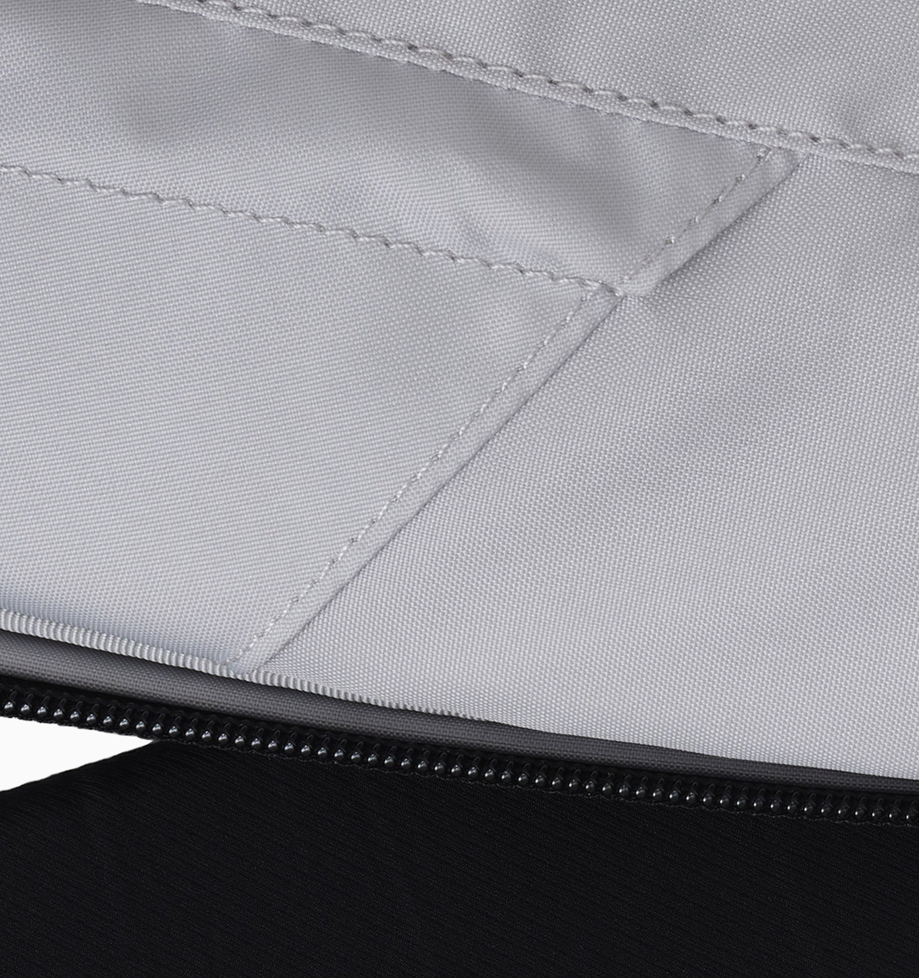 Urth Norite Backpack 15" 24L - Black